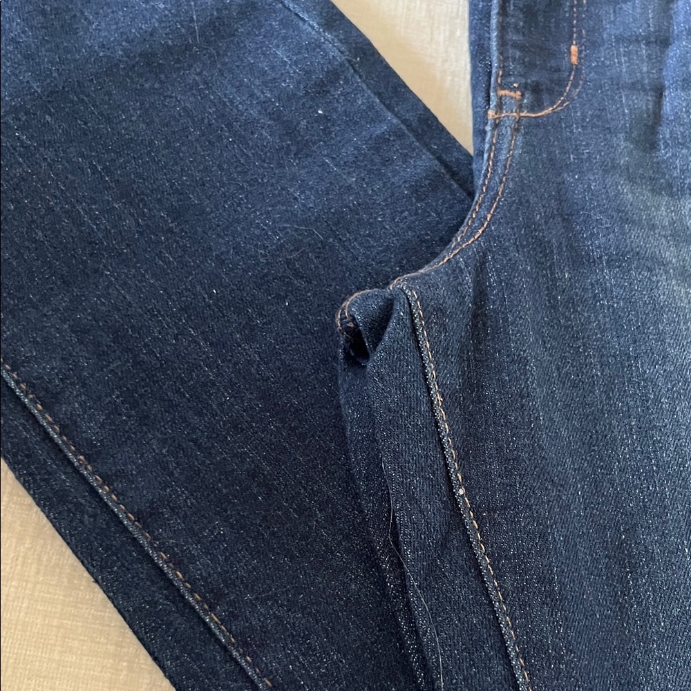 Denizen from Levi's High Rise Deep Blue Jeans - Picture 8 of 16